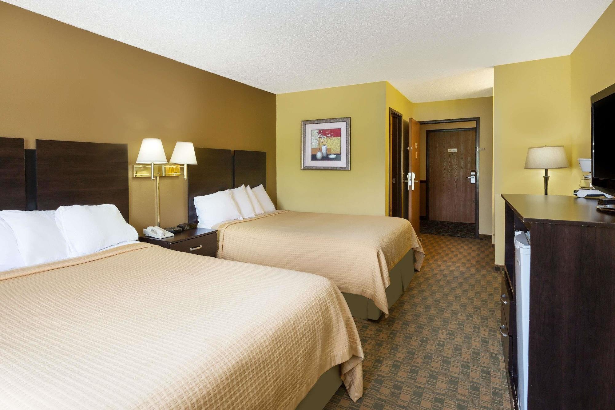 Econo Lodge Inn & Suites Yankton Exteriér fotografie