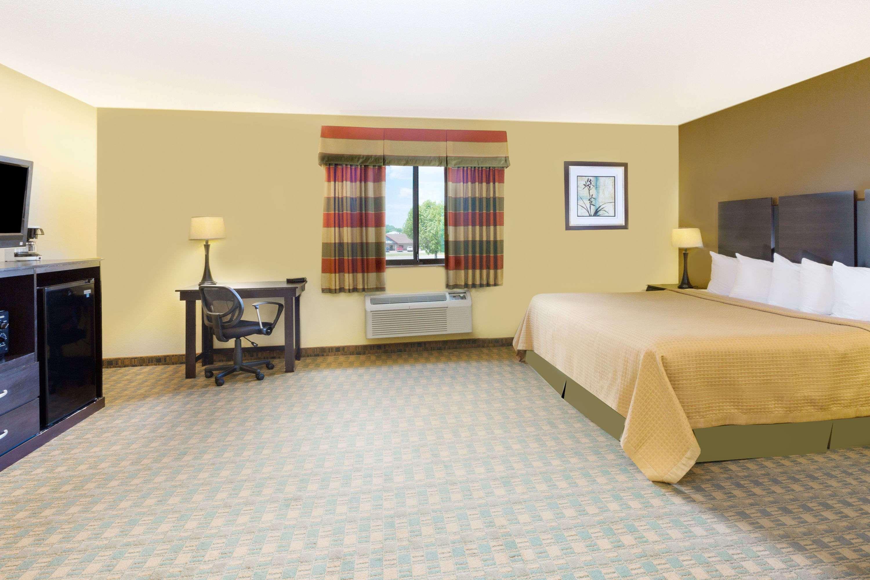 Econo Lodge Inn & Suites Yankton Exteriér fotografie